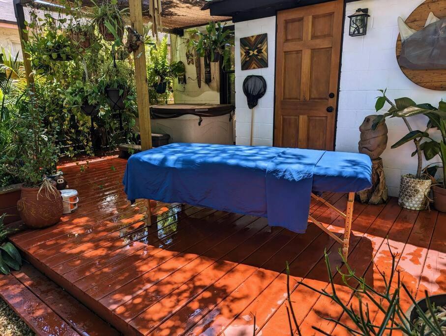 Cozy Af Jungle-House Hideaway Villa Tampa Exterior photo